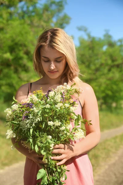 Young Woman Holding Bouquet Beautiful Flowers Outdoors — Stock Photo, Image