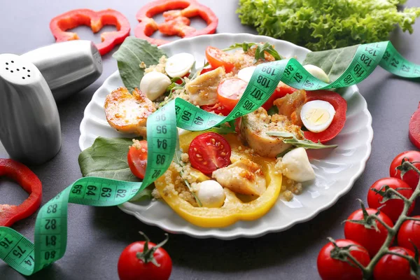 Tasty Chicken Salad Vegetables Measuring Tape Grey Background Diet Food — Stock Photo, Image