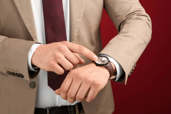 Businessman Looking His Watch Color Background Closeup Time Management Concept — Stock Photo, Image