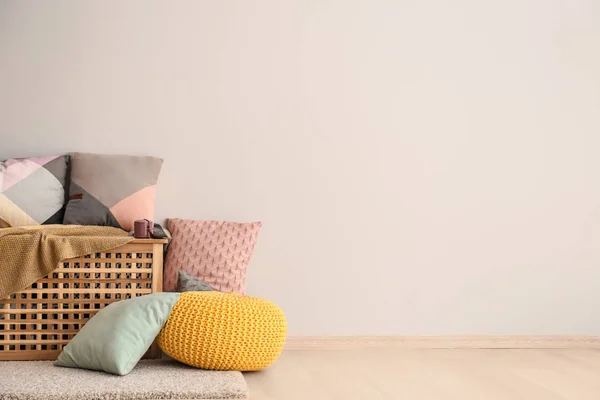 Wooden Chest Pillows Light Wall — Stock Photo, Image