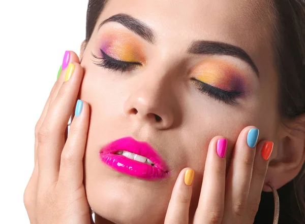 Hermosa Mujer Joven Con Manicura Colorida Sobre Fondo Blanco Primer —  Fotos de Stock