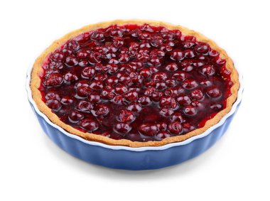 Beyaz zemin üzerine lezzetli ev yapımı vişneli tart