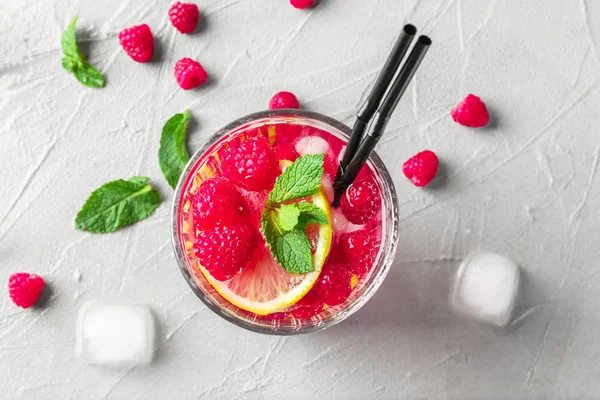 Tablo taze ahududu Mojito cam