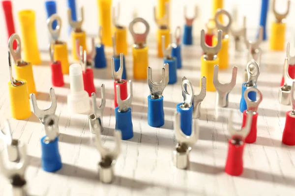 Masa lambası da farklı terminal sona eriyor