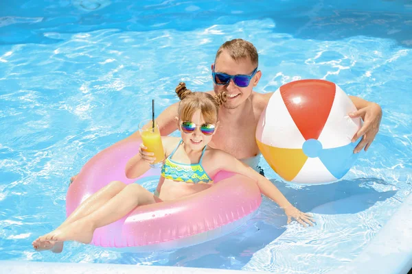 Happy Father Daughter Inflatable Ring Ball Swimming Pool — Stock Photo, Image