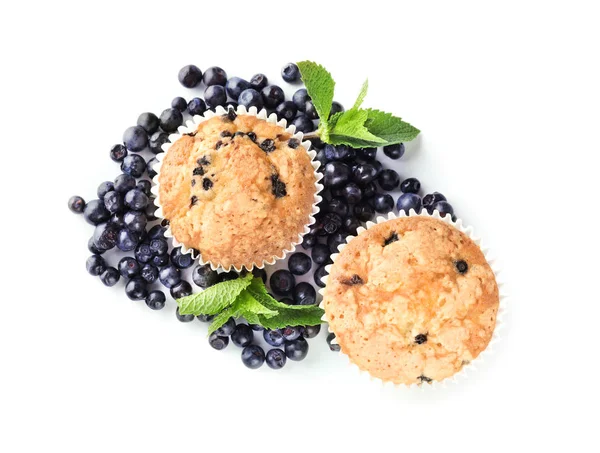 Muffin Gustosi Con Mirtilli Sfondo Bianco — Foto Stock