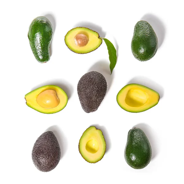 Rijp Verse Avocado Witte Achtergrond — Stockfoto