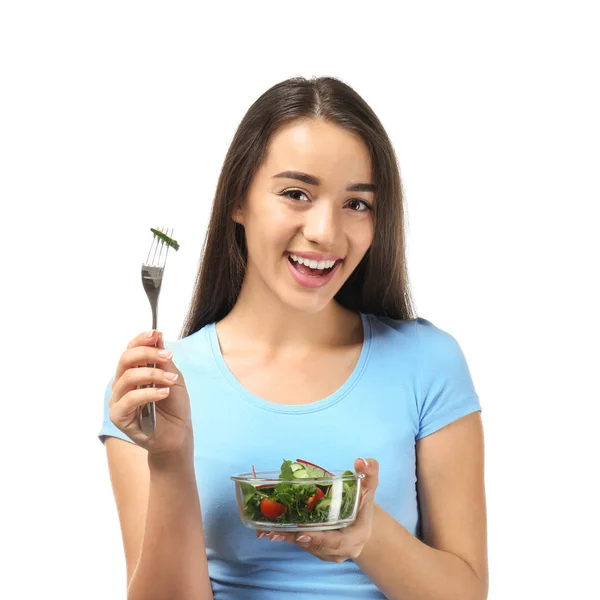 Jeune Femme Avec Salade Légumes Sains Sur Fond Blanc — Photo