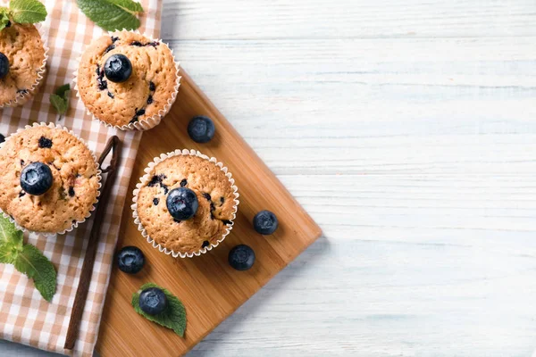 Wooden Board Tasty Blueberry Muffins Table — Stock Photo, Image