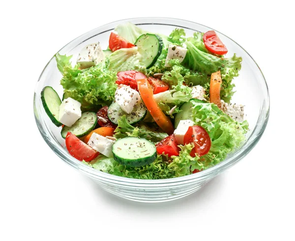 Tigela Com Deliciosa Salada Fresca Fundo Branco — Fotografia de Stock