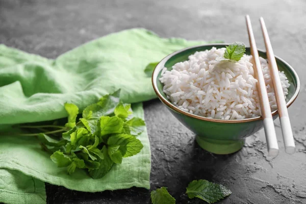 Bowl Boiled White Rice Fresh Mint Grey Textured Background — Stock Photo, Image