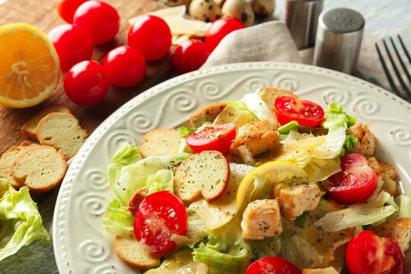 Tasty Caesar Salad Plate Closeup — Stock Photo, Image