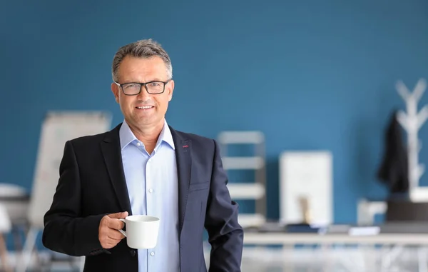 Mature Businessman Drinking Coffee Office — Stock Photo, Image