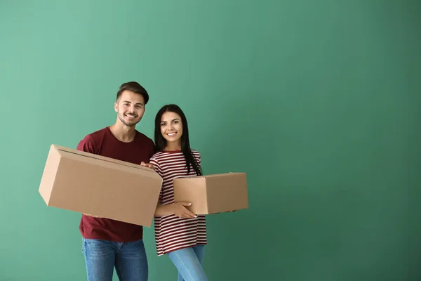 Jeune Couple Avec Des Boîtes Déménagement Nouvelle Maison — Photo