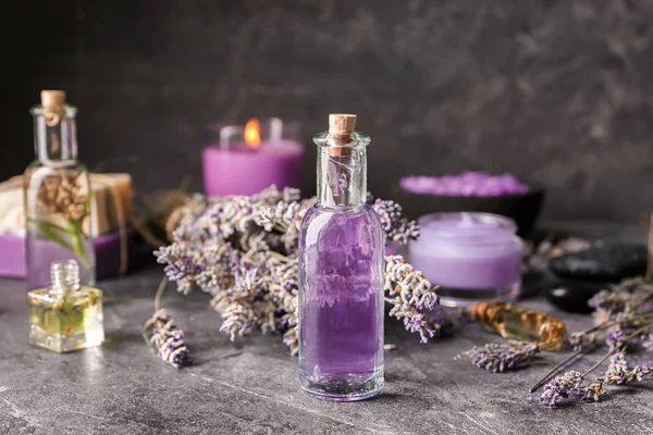 Bottle Essential Oil Lavender Table — Stock Photo, Image