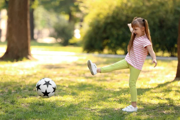 Cute Little Girl Playing Ball Outdoors — Stock Photo, Image