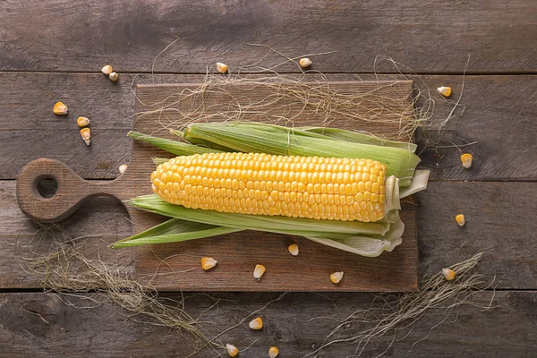 Board Tasty Corncob Wooden Table — Stock Photo, Image