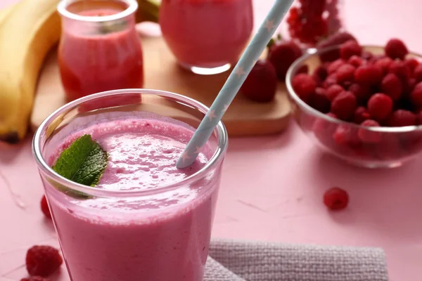 Glass Tasty Raspberry Milkshake Table Closeup — Stock Photo, Image