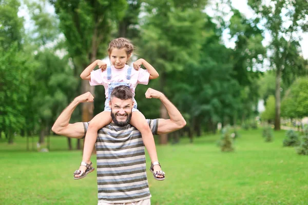 Funny Portrait Little Girl Her Father Outdoors — Stock Photo, Image