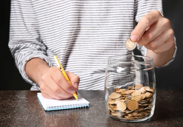 Man Counting Coins Table Savings Concept — Stock Photo, Image