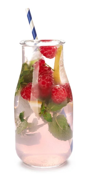 Glasflasche Mit Frischem Himbeer Mojito Auf Weißem Hintergrund — Stockfoto