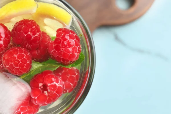 Glass Fresh Raspberry Mojito Closeup — Stock Photo, Image