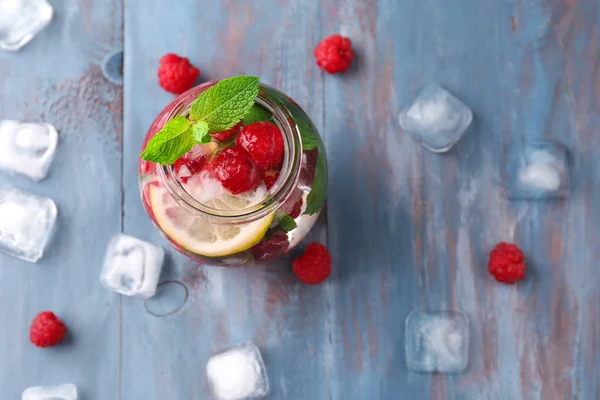 Glass Jar Fresh Raspberry Mojito Wooden Table — Stock Photo, Image