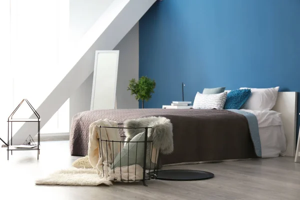 Interieur Des Modernen Komfortablen Schlafzimmers — Stockfoto