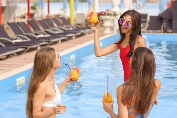 Beautiful Young Women Swimming Suits Drinking Cocktails Pool Summer Day — Stock Photo, Image