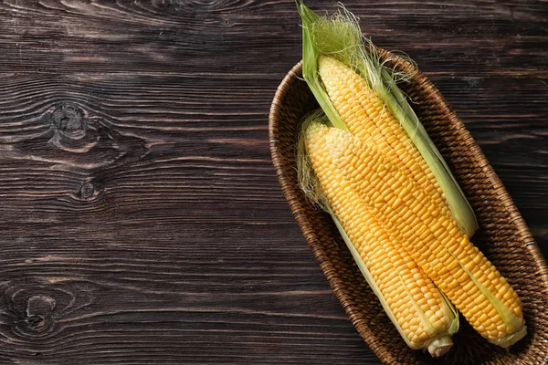 Wicker Bowl Fresh Corn Cobs Wooden Background — Stock Photo, Image