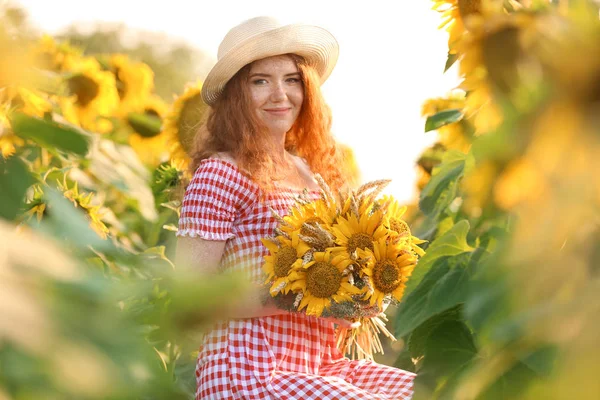 Beautiful Redhead Woman Sunflower Field Sunny Day — Stock Photo, Image