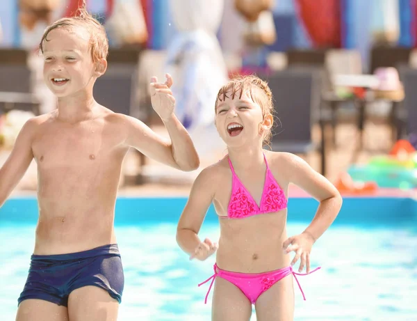 Cute Children Playing Swimming Pool Summer Day — Stock Photo, Image