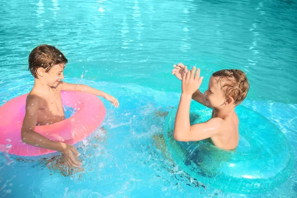 Cute Boys Playing While Swimming Pool Summer Day — Stock Photo, Image