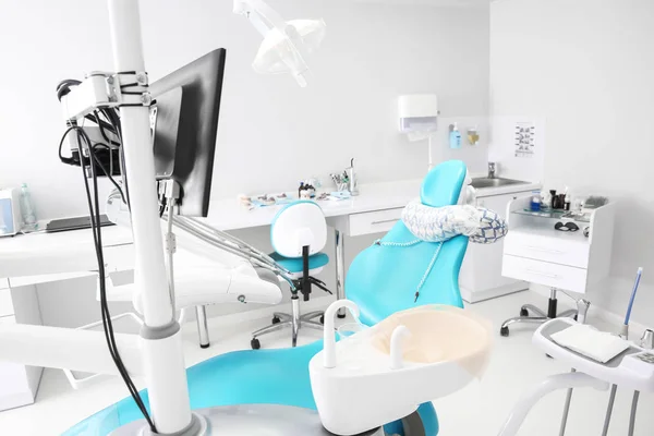 Оборудование Кабинете Современного Стоматолога — стоковое фото