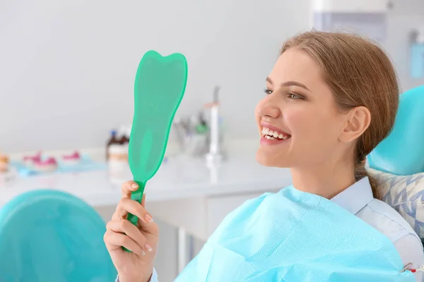 Young Woman Looking Mirror Dentist Office — Stock Photo, Image