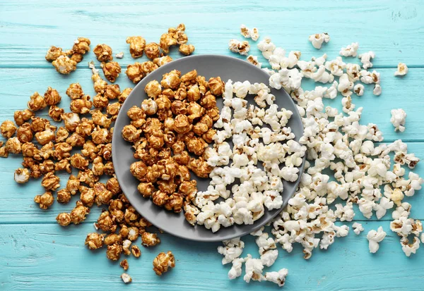 Plate Delicious Popcorn Wooden Table — Stock Photo, Image