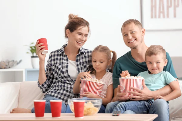 Family Eating Popcorn While Watching Home — Stock Photo, Image