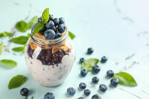 Glass Jar Delicious Blueberry Dessert Light Table — Stock Photo, Image