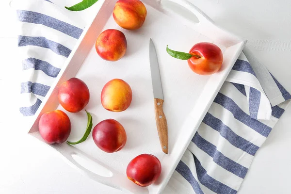 Fresh Sweet Peaches Knife Tray — Stock Photo, Image