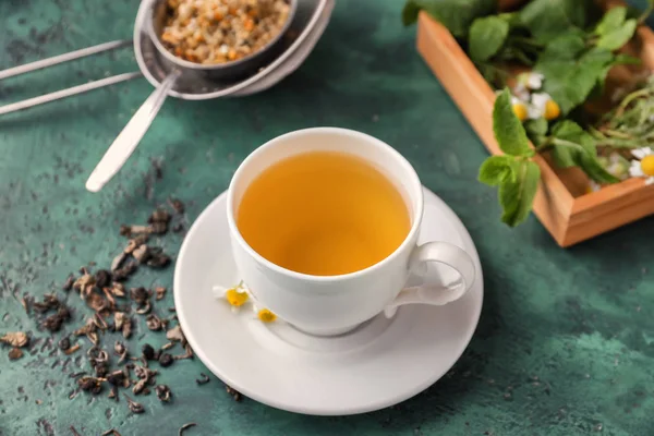 Cup Delicious Camomile Tea Green Table — Stock Photo, Image