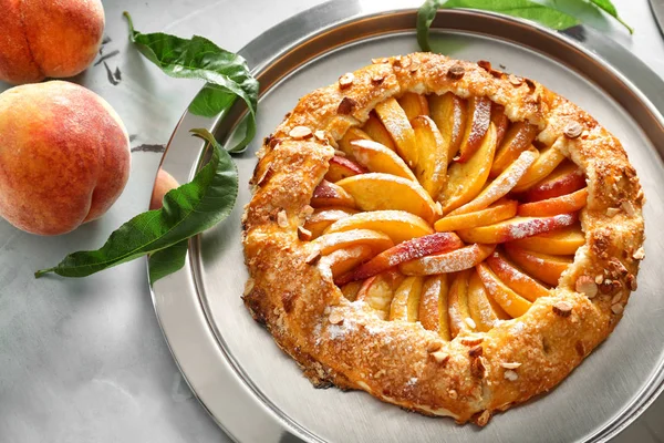 Plate Delicious Peach Galette Light Table Closeup — Stock Photo, Image