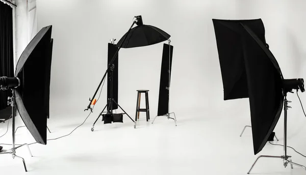 Interiör Modern Fotostudio Med Professionell Utrustning — Stockfoto