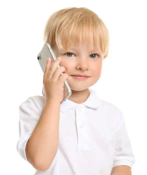 Söt Liten Pojke Talar Mobiltelefon Mot Vit Bakgrund — Stockfoto