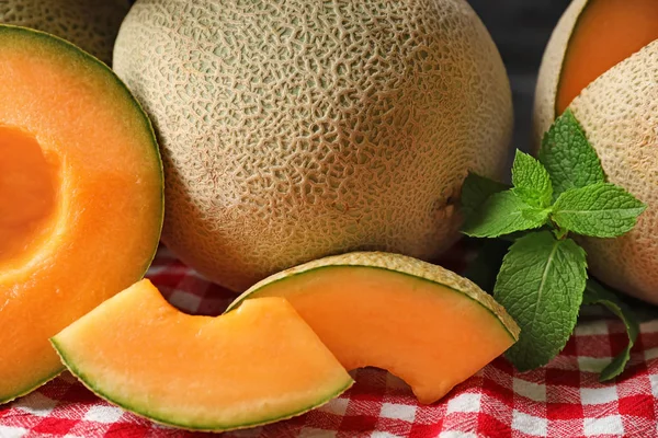 Lekkere Rijpe Meloenen Tafel — Stockfoto