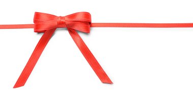 Beyaz arkaplanda kırmızı kurdele