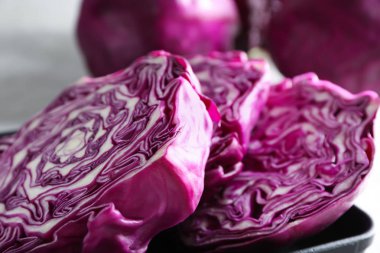 Kırmızı lahana, closeup dilimlenmiş