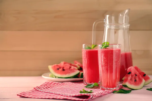 Glasses Jug Fresh Watermelon Smoothie Table — Stock Photo, Image