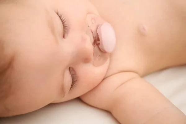 Портрет Милого Спящего Малыша — стоковое фото