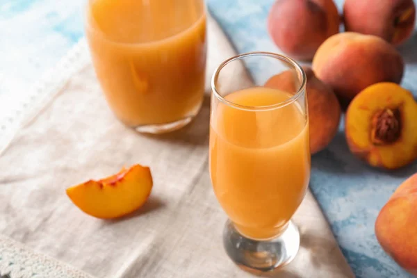 Peach Juice Glass Table — Stock Photo, Image