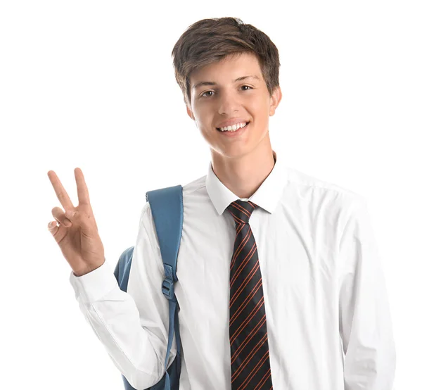 Adolescente Com Mochila Mostrando Gesto Vitória Fundo Branco — Fotografia de Stock